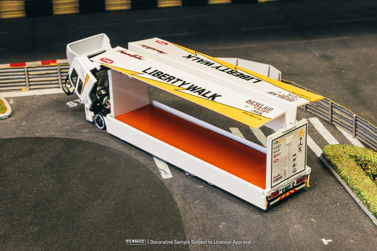 Mitsubishi Fuso Super Great LB-TRUCKS Weiß – 1:64