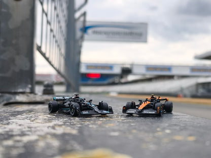 Formel 1 Duo McLaren MCL60 & Mercedes-AMG F1 W14 – 1:64
