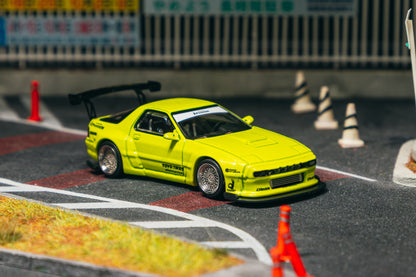 Tarmac Works 1:64 Pandem Mazda RX-7 FC3S Gelb - Hauptbild